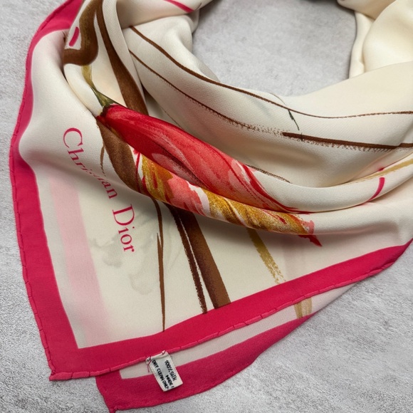 Dior vintage silk scarf Elegant Pink and Cream Scarf made in Italy - Picture 4 of 14